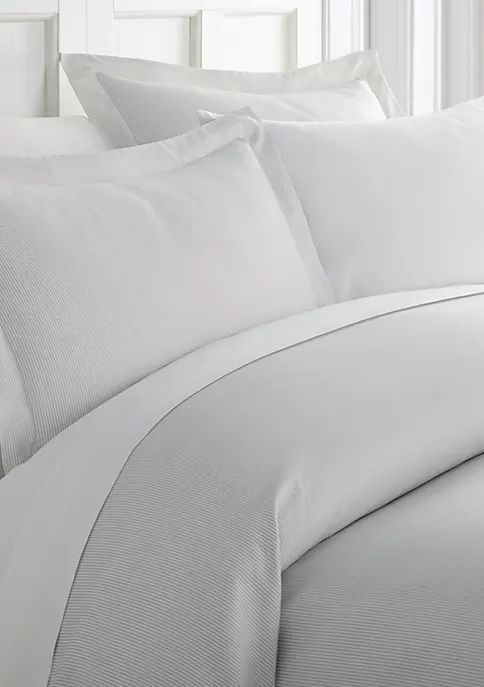 Luxury Inn Premium Ultra Soft Pinstriped Pattern 3 Piece Duvet Cover Set 3 Luxury Inn Premium Ultra Soft Pinstriped Pattern 3 Piece Duvet Cover Set