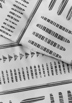 Luxury Inn Premium Ultra Soft Arrow Dreams 3-Piece Duvet Cover Set -US Luxury Inn Sales 2023 Belk 1361